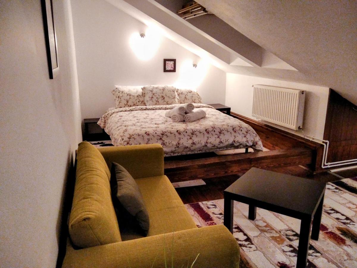 Lovely Central Apartment Braşov Eksteriør billede