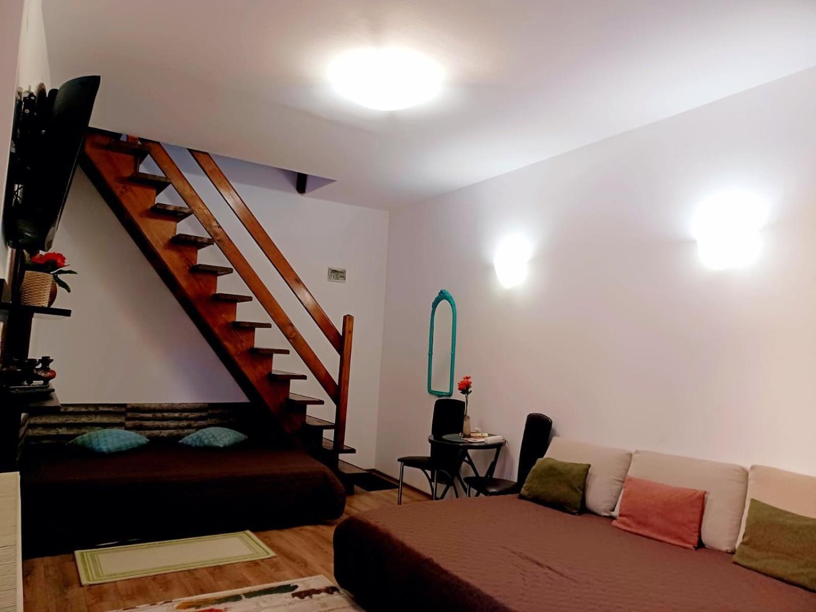 Lovely Central Apartment Braşov Eksteriør billede