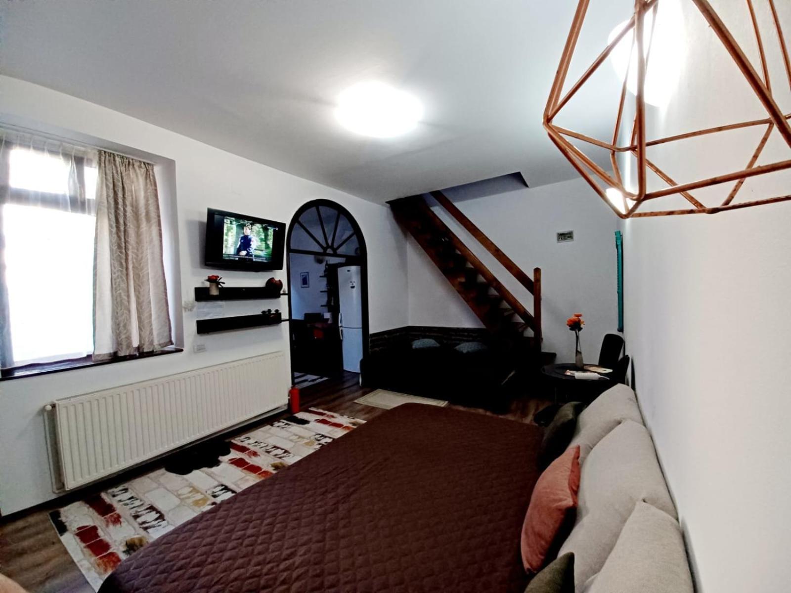 Lovely Central Apartment Braşov Eksteriør billede